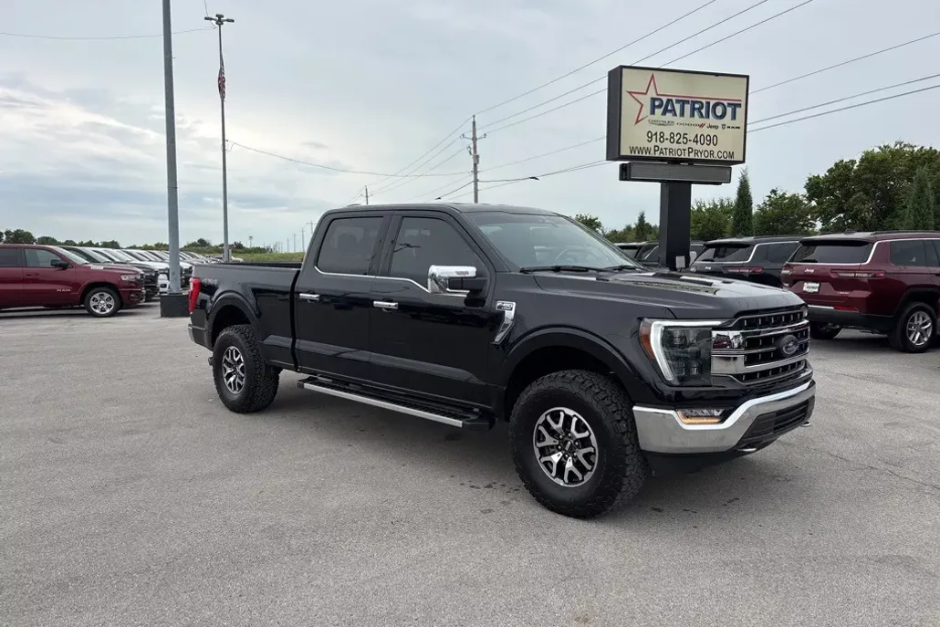 2023 Ford F-150 Lariat photo 1