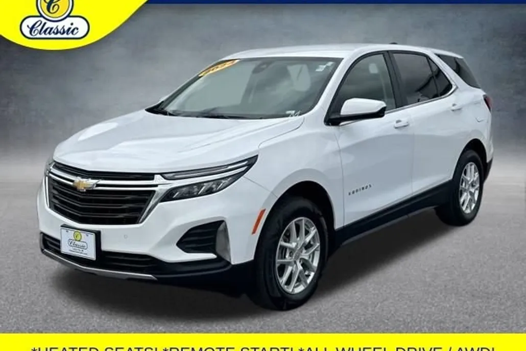 2024 Chevrolet Equinox LT photo 1