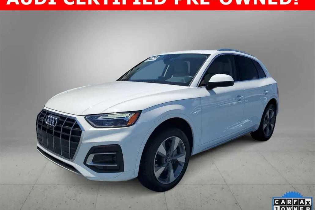 2022 Audi Q5 Premium Plus photo 1