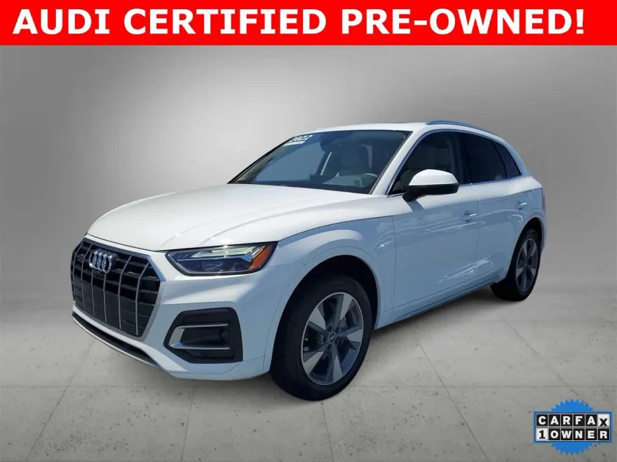 2022 Audi Q5 Premium Plus photo 1