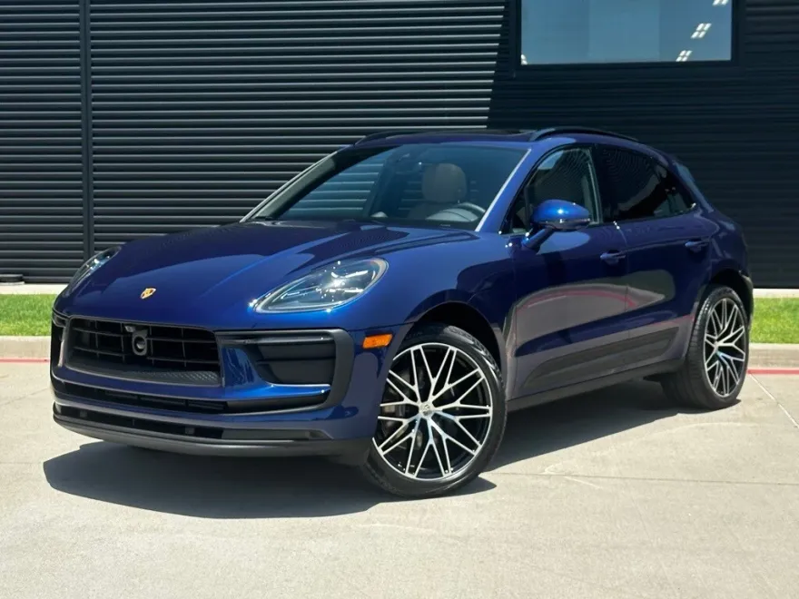 2025 Porsche Macan S photo 1