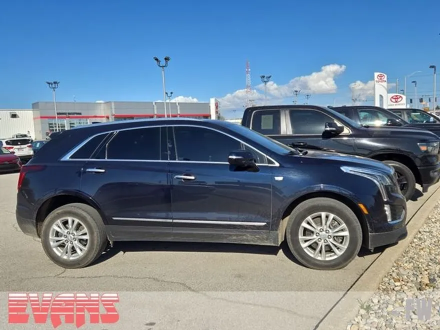 2021 Cadillac XT5 Luxury photo 1