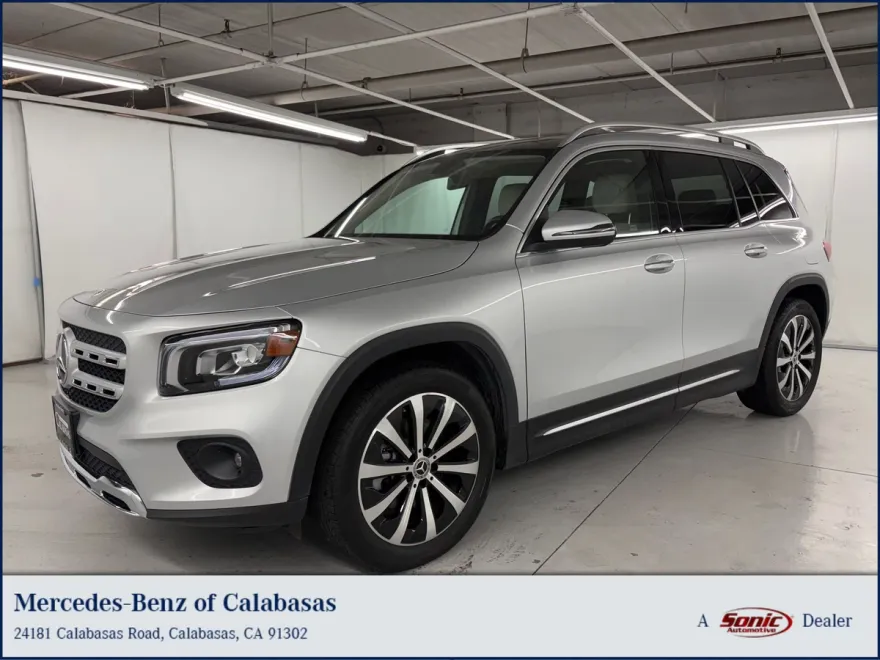2022 Mercedes Benz GLB 250 photo 1