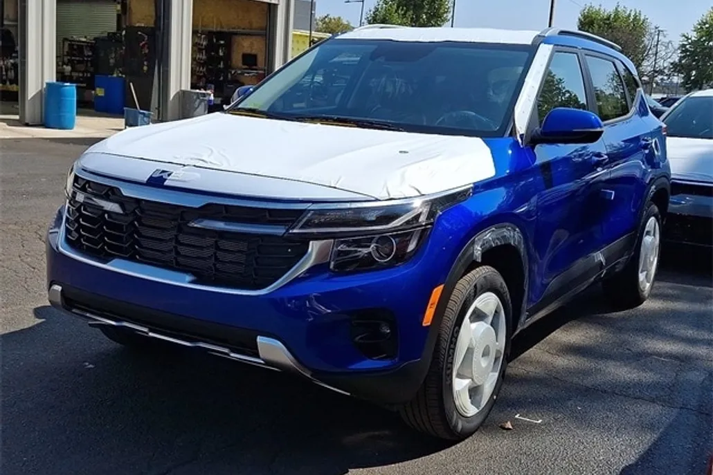 2026 Kia Seltos S photo 1