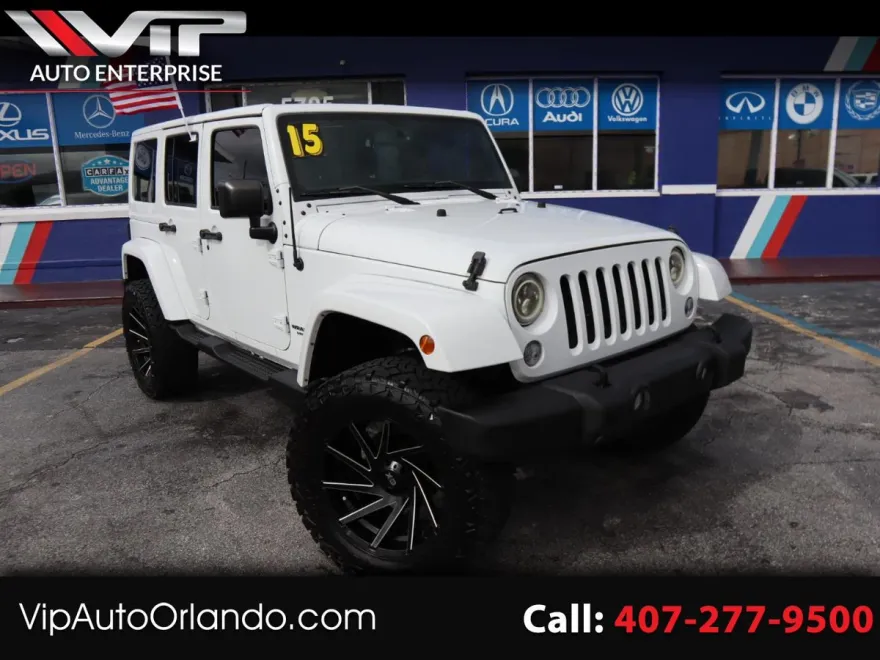 2015 Jeep Wrangler Unlimited Sahara photo 1