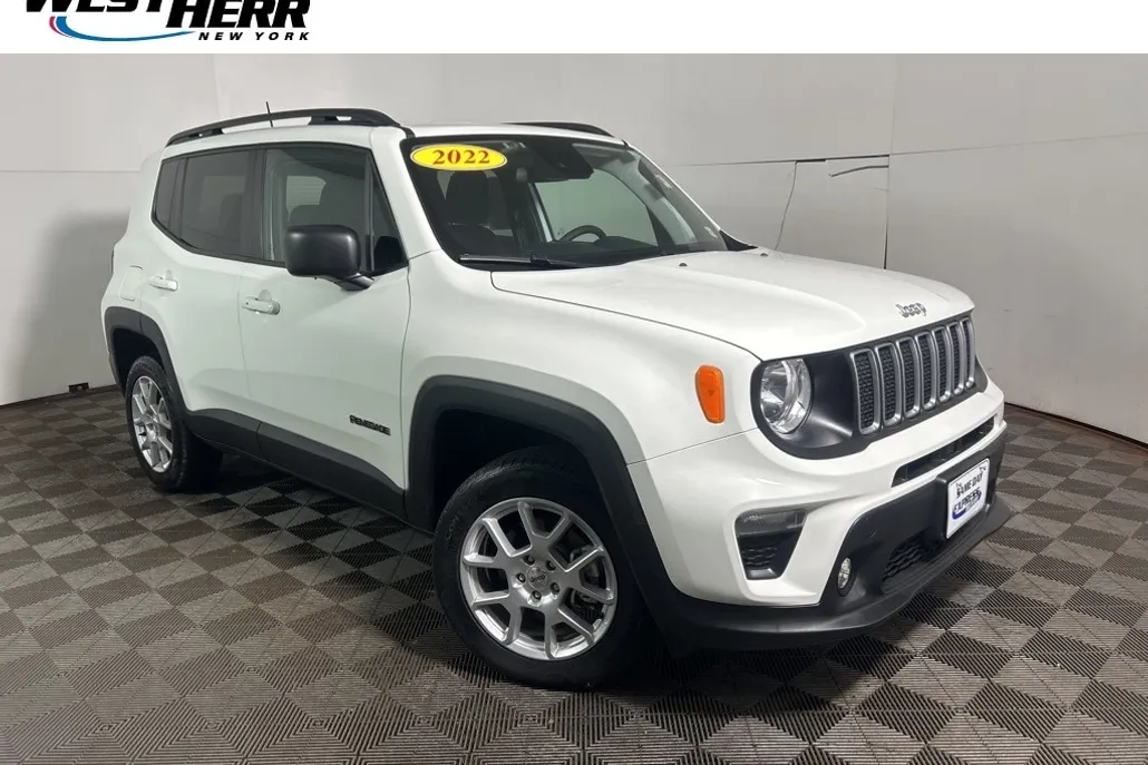 2022 Jeep Renegade Latitude photo 1