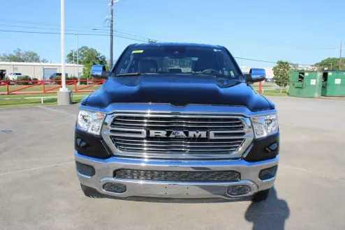 2024 Ram 1500 Laramie photo 3