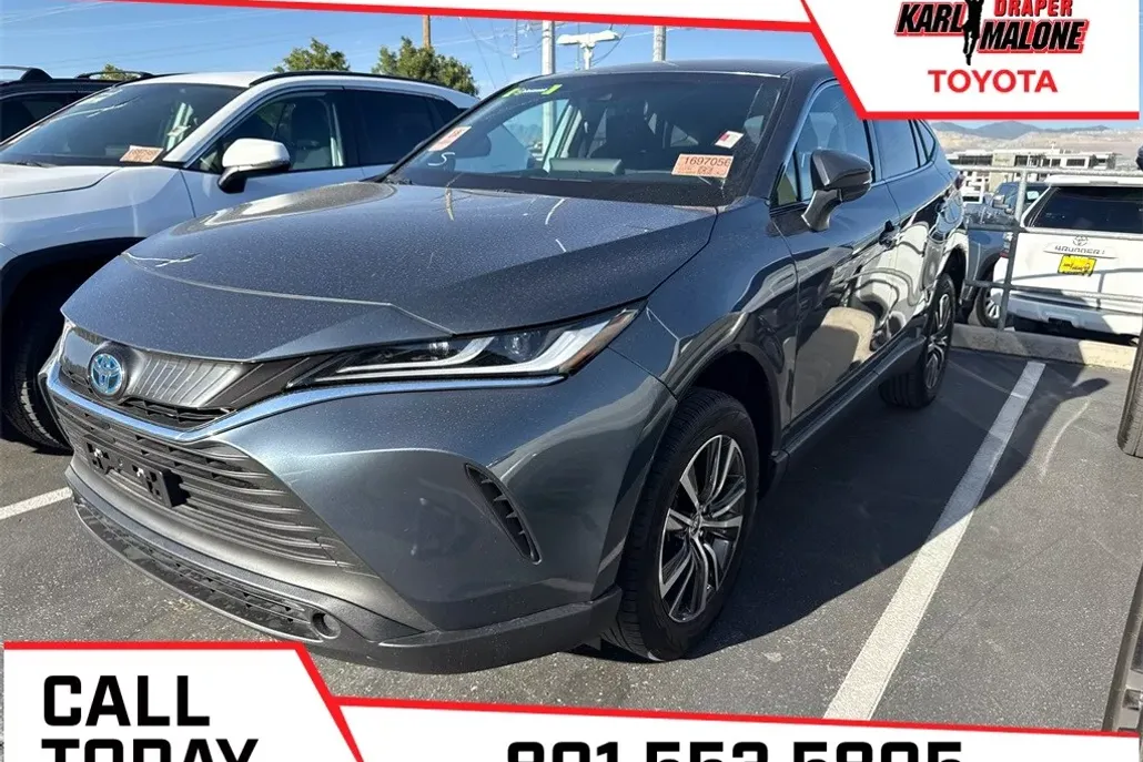2024 Toyota Venza LE photo 1