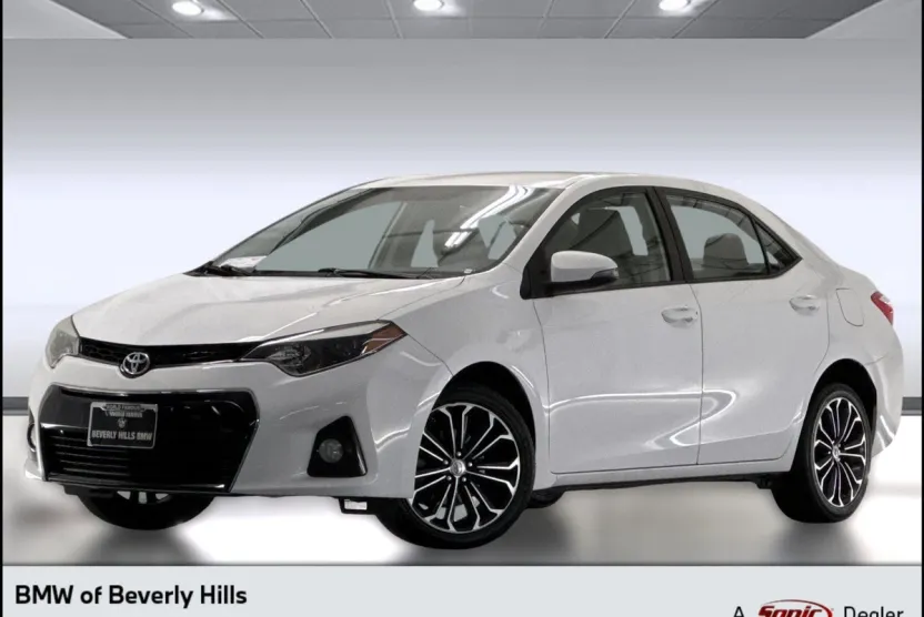 2014 Toyota Corolla L photo 1