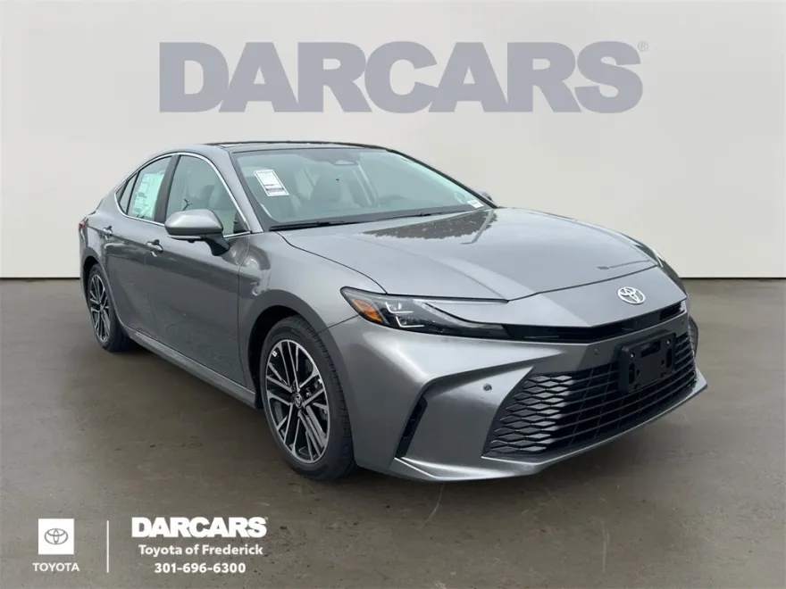 2026 Toyota Camry XLE photo 1