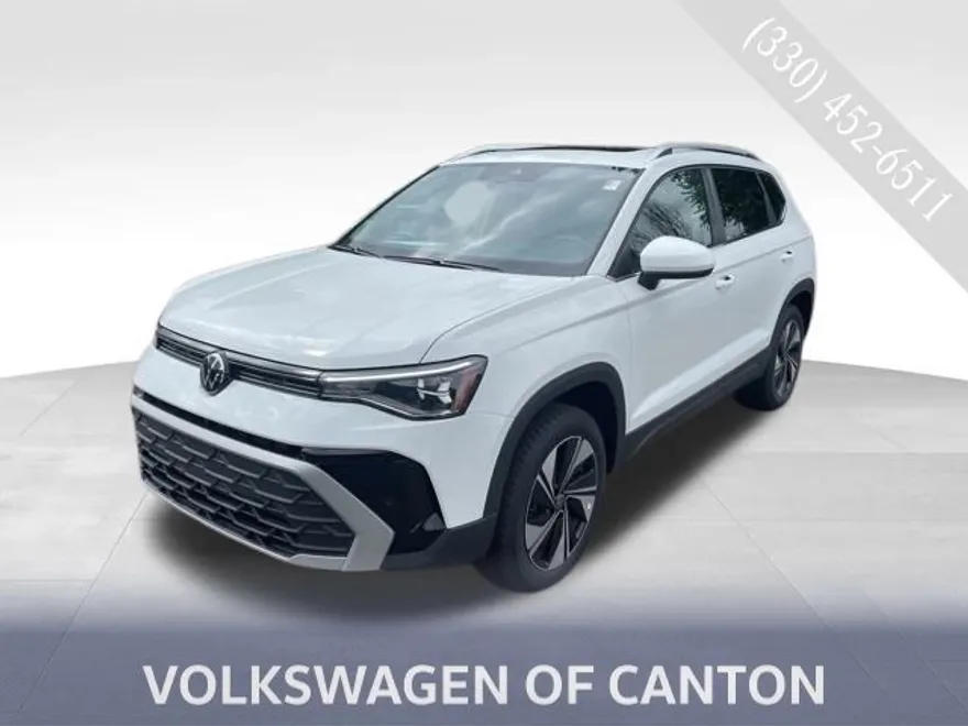 2025 Volkswagen Taos SE photo 1