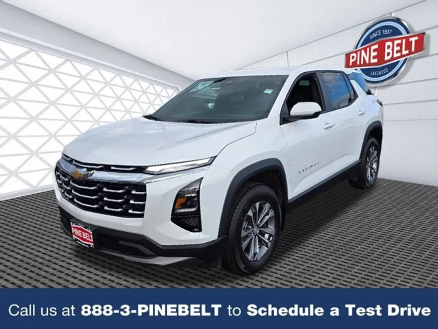 2026 Chevrolet Equinox LT photo 1