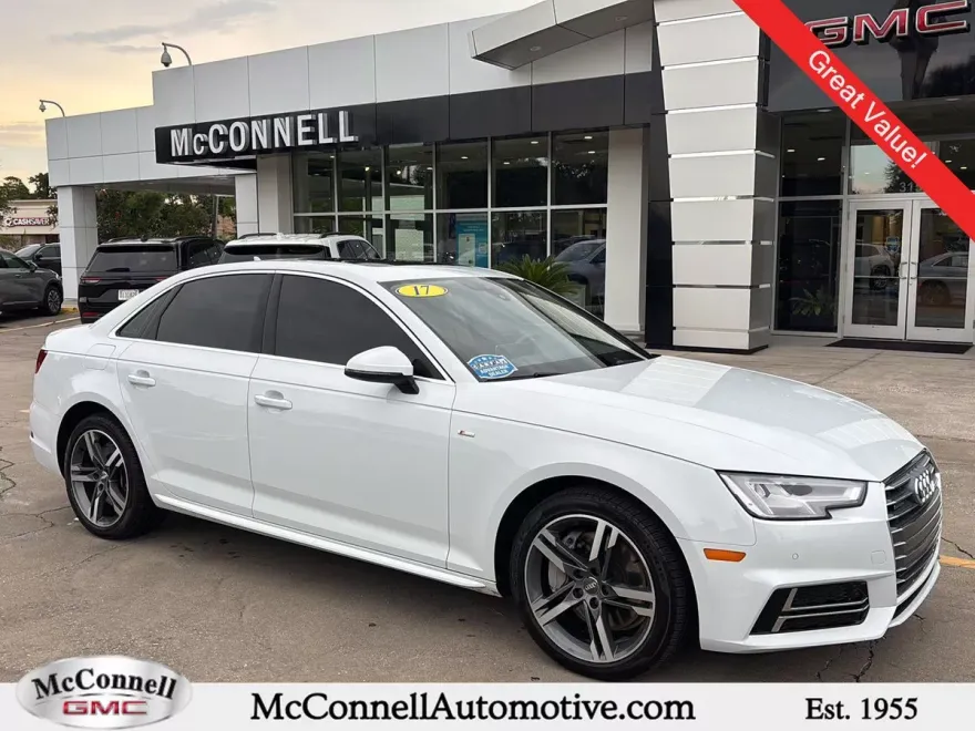 2017 Audi A4 Quattro Premium Plus photo 1