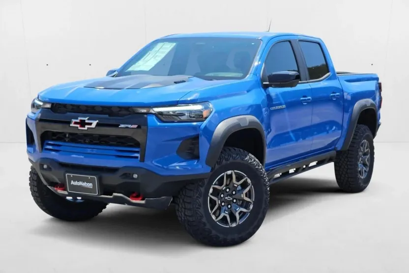 2025 Chevrolet Colorado ZR2 photo 1