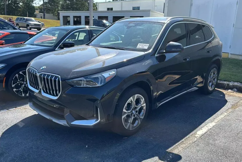 2025 Bmw X1 XDrive28i photo 1
