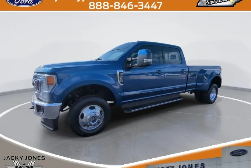 2022 Ford F-350 Lariat photo 1