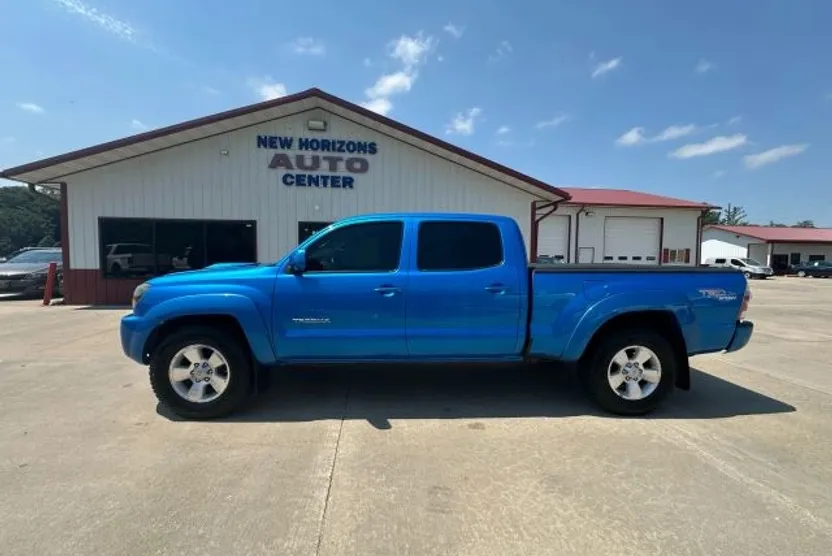 2011 Toyota Tacoma Double Cab photo 1