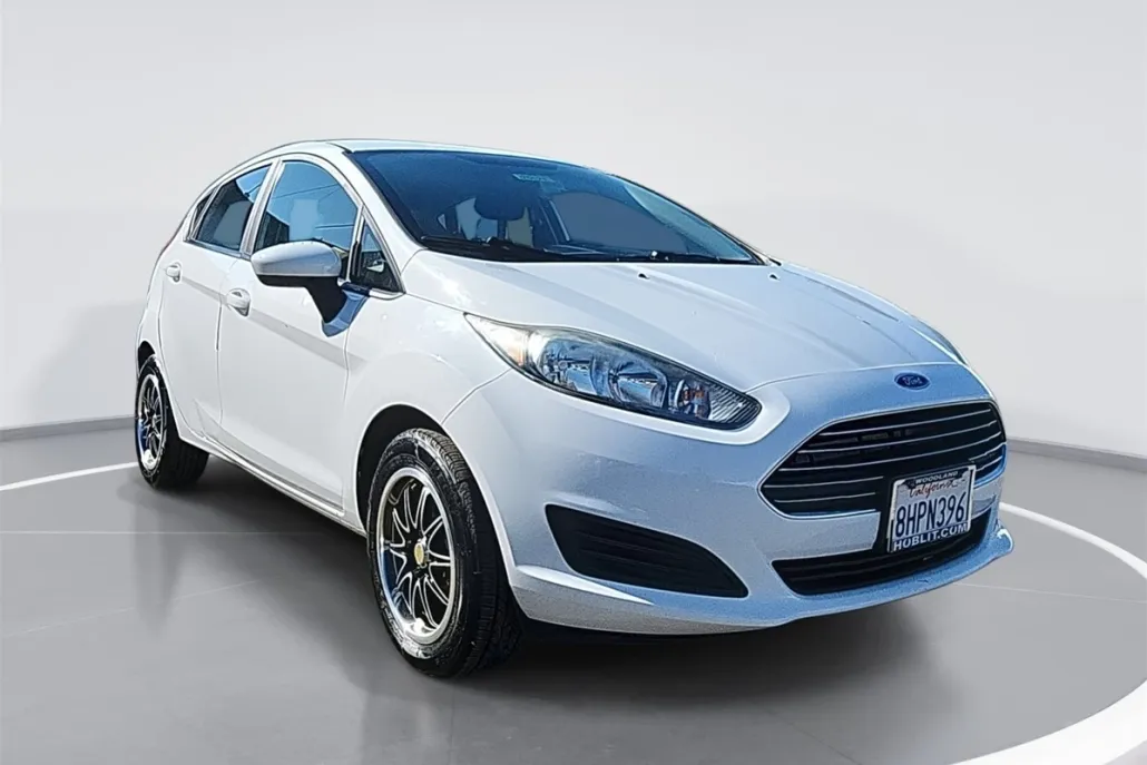 2018 Ford Fiesta S photo 1