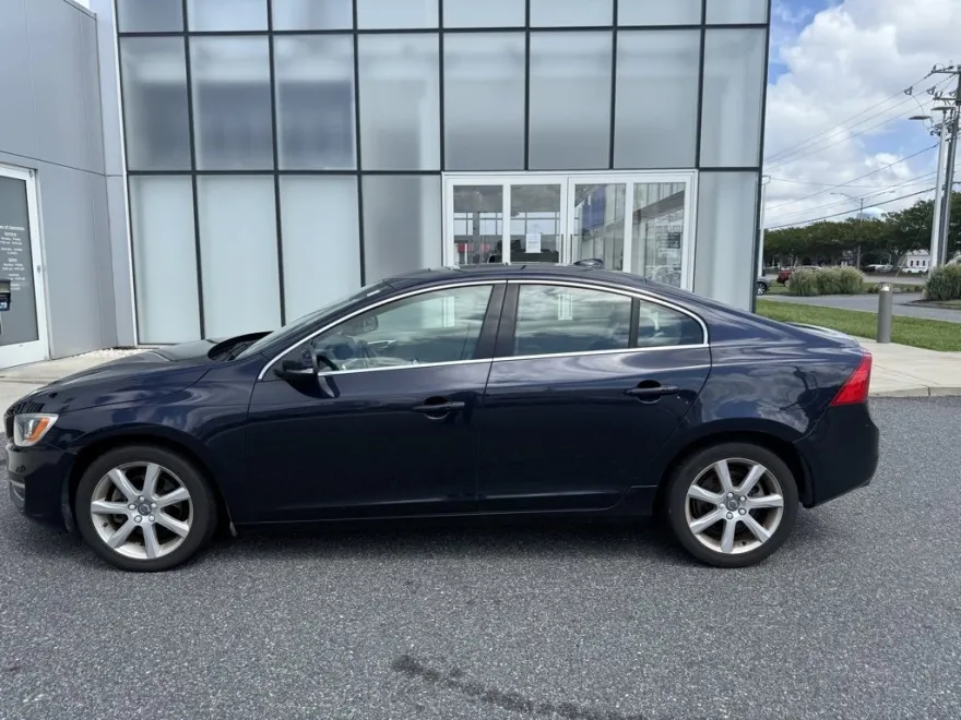 2016 Volvo S60 T5 Drive-E Premier photo 1