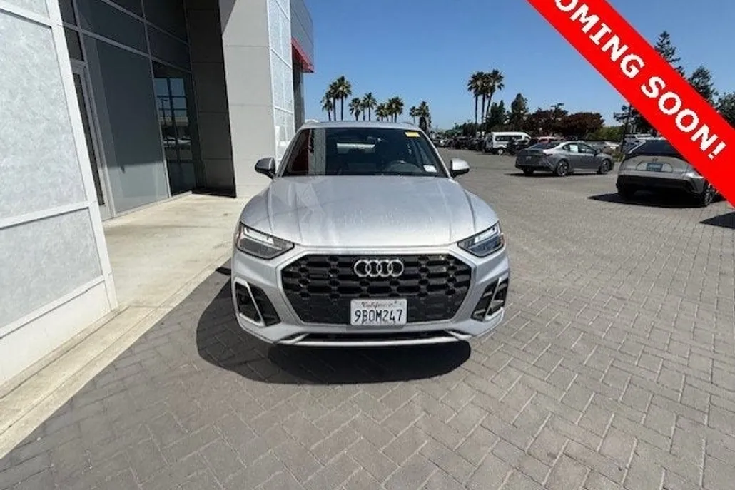 2022 Audi Q5 S line Premium 45 TFSI photo 1
