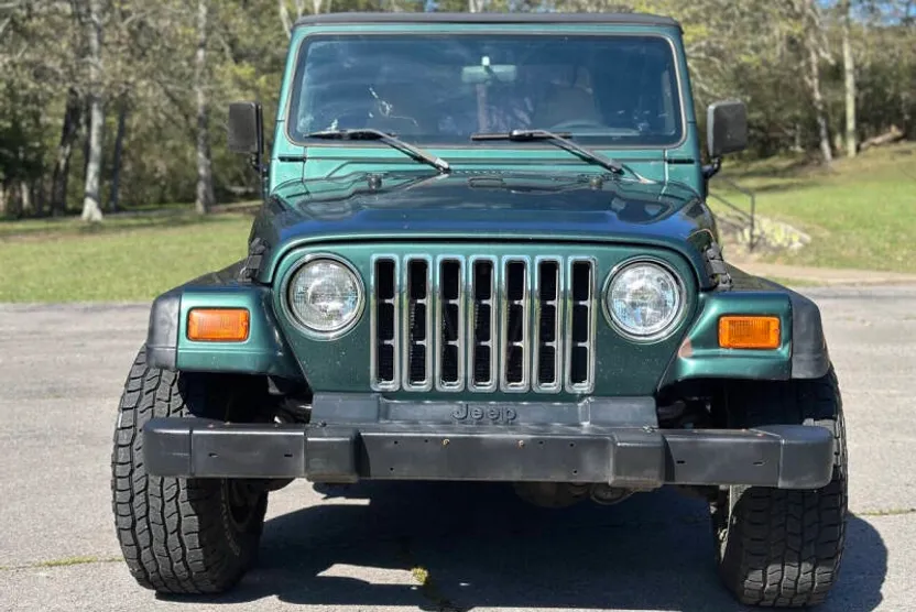 2000 Jeep Wrangler SE photo 1
