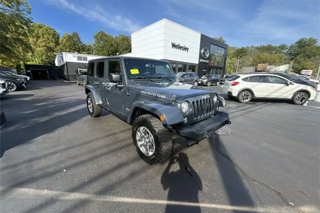 2017 Jeep Wrangler Unlimited Rubicon photo 1
