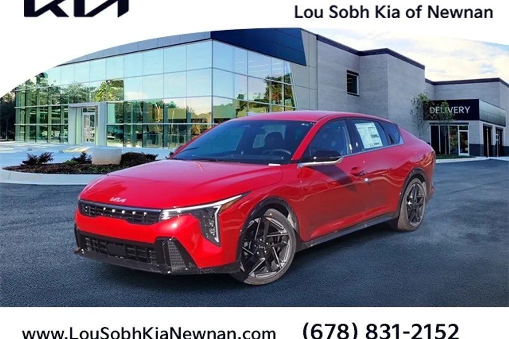 2025 Kia K4 GT-Line photo 1