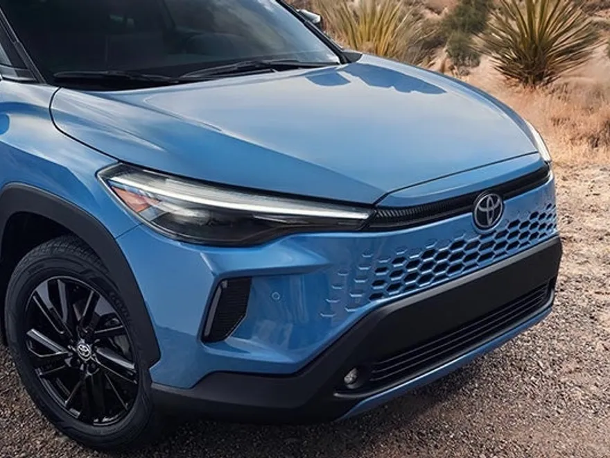 2026 Toyota Corolla Cross LE photo 1
