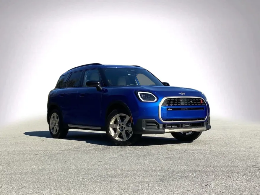 2025 Mini Countryman S ALL4 photo 1