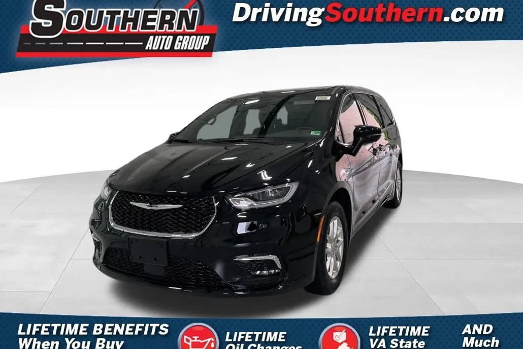 2025 Chrysler Pacifica photo 1