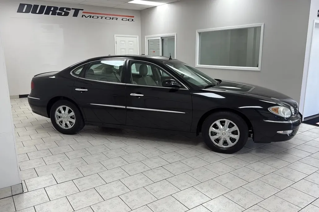 2005 Buick LaCrosse CXL photo 1