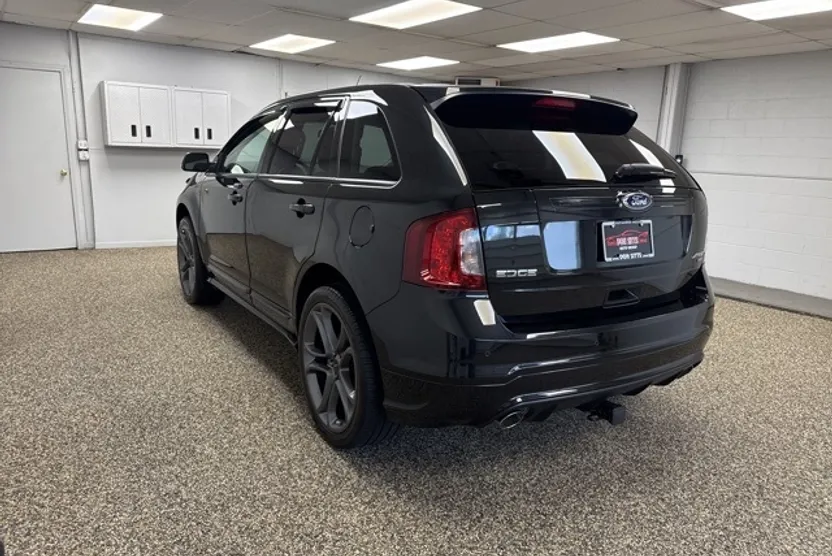 2014 Ford Edge Sport photo 1