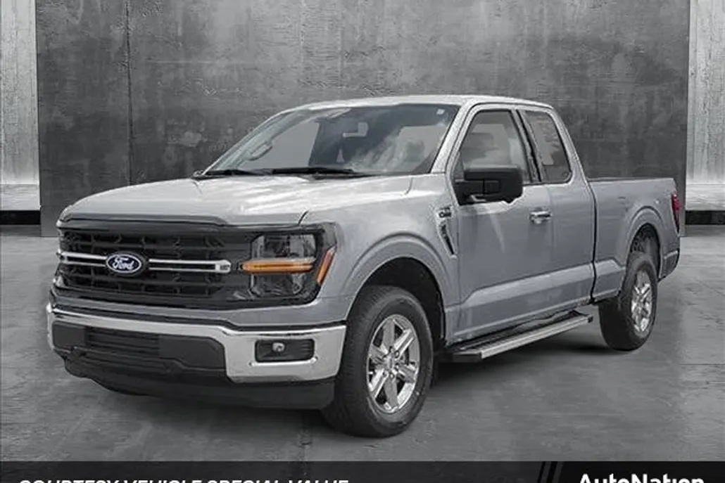 2025 Ford F-150 XLT photo 1