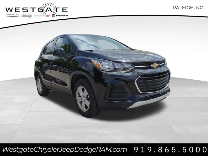 2020 Chevrolet Trax LS photo 1