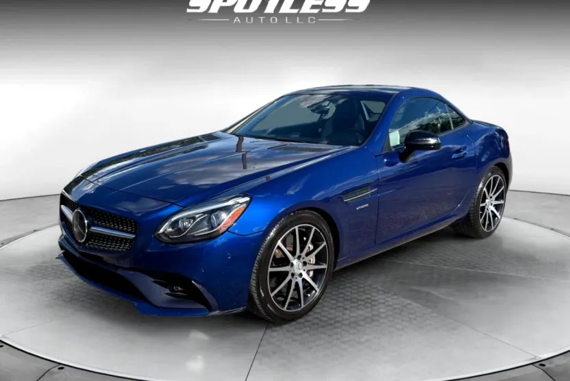 2017 Mercedes Benz SLC AMG 43 photo 1