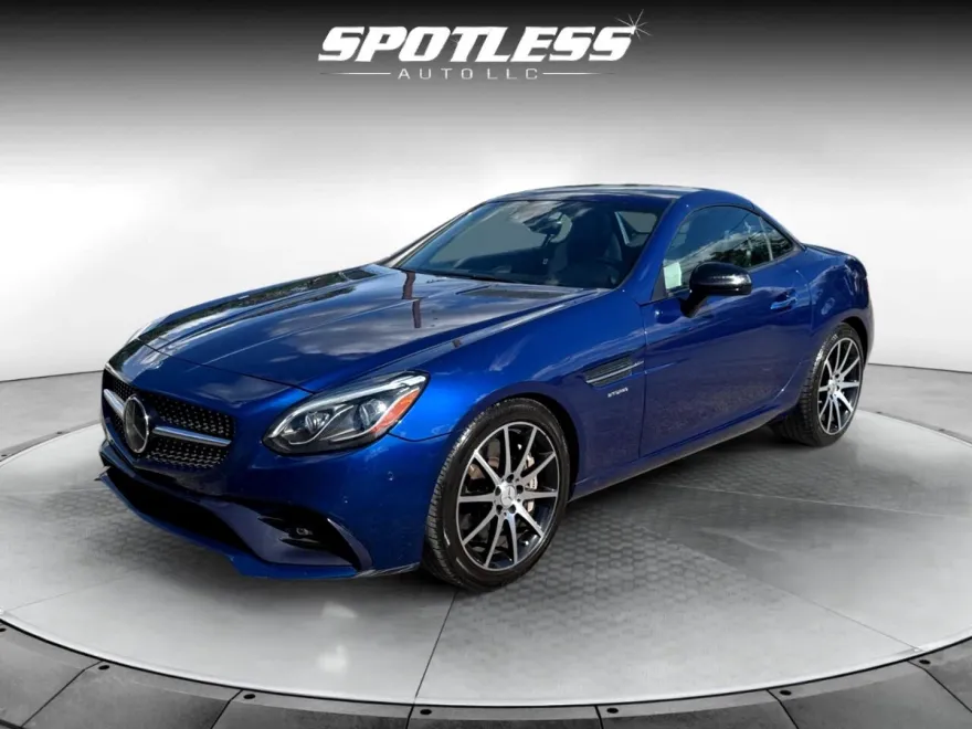 2017 Mercedes Benz SLC AMG 43 photo 1
