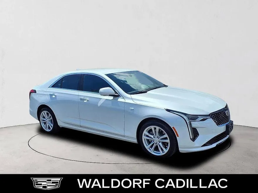 2025 Cadillac CT4 Luxury photo 1