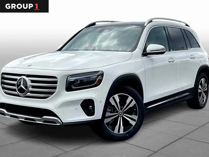 2025 Mercedes Benz GLB 250 photo 1