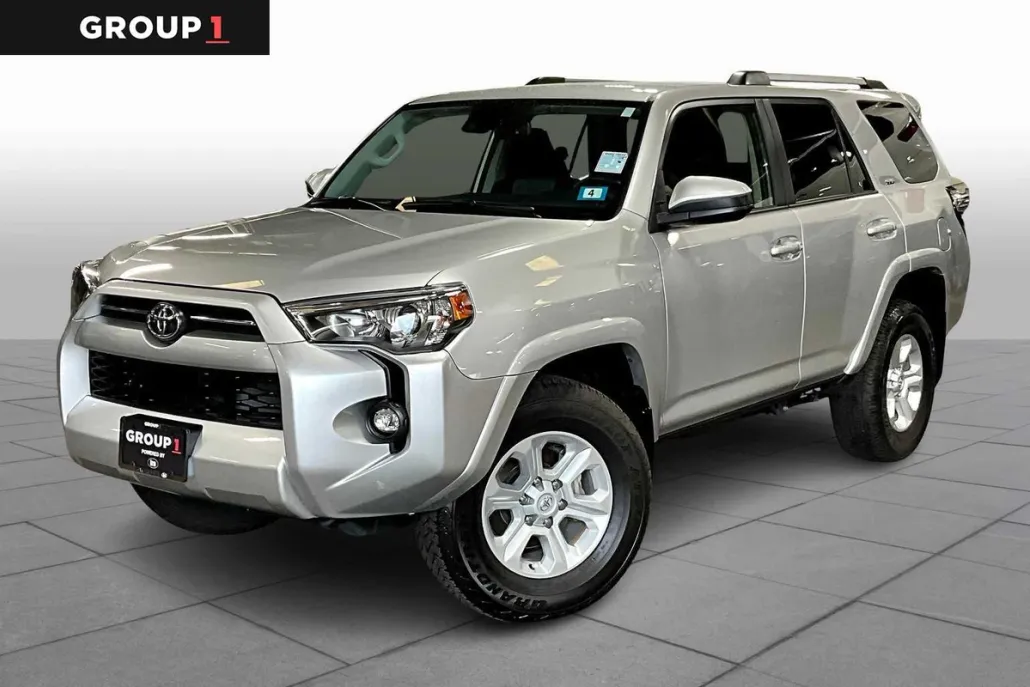 2024 Toyota 4Runner SR5 photo 1
