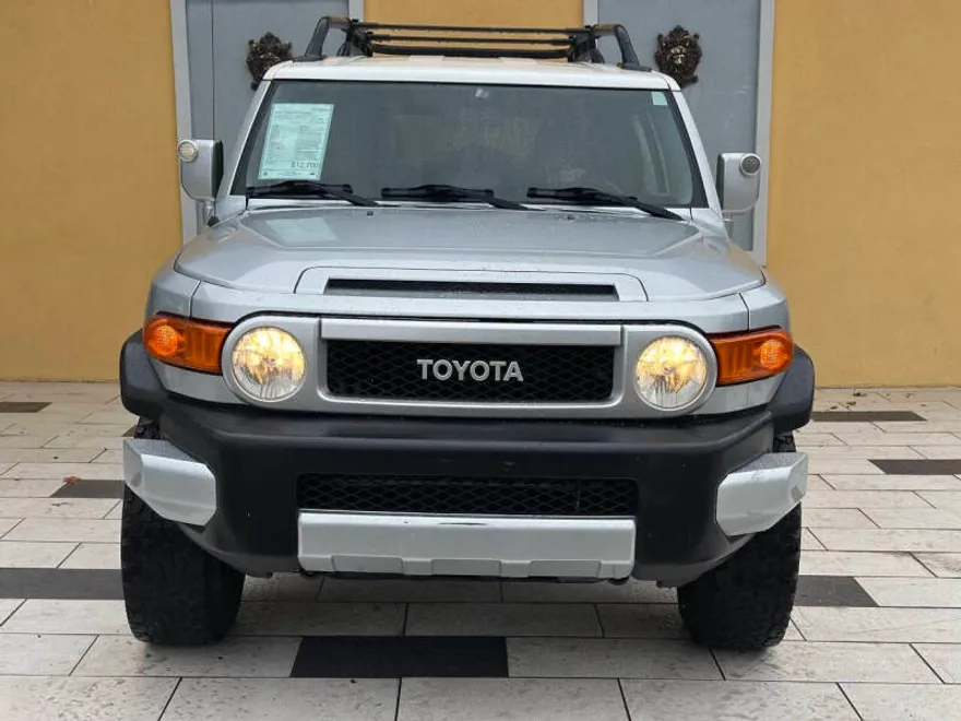 2008 Toyota FJ Cruiser Base photo 1