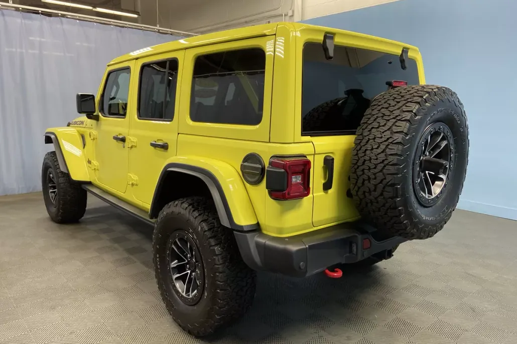 2024 Jeep Wrangler Rubicon X photo 1