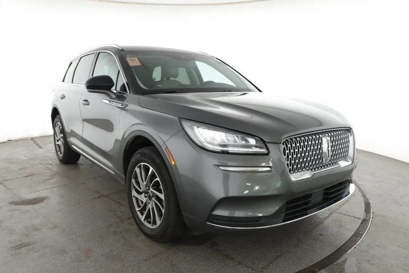 2022 Lincoln Corsair Standard photo 1