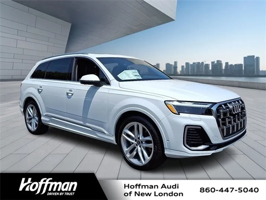 2025 Audi Q7 55 Premium Plus photo 1