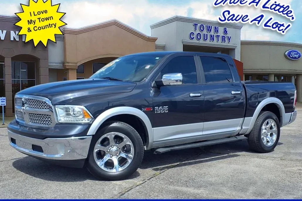 2018 Ram 1500 Laramie photo 1