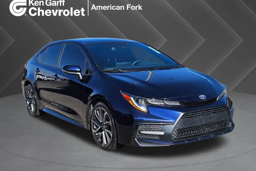 2021 Toyota Corolla SE photo 1