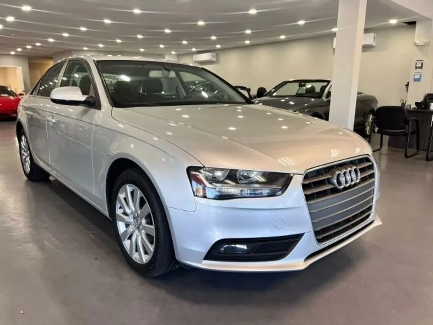 2014 Audi A4 Premium photo 1