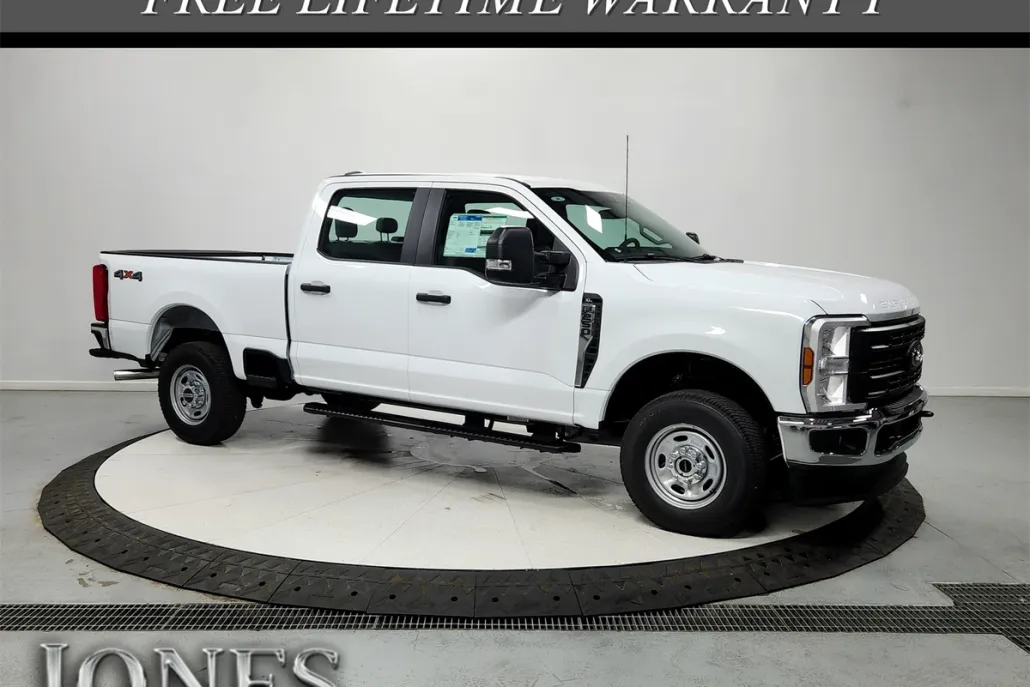2025 Ford F-250 XL photo 1