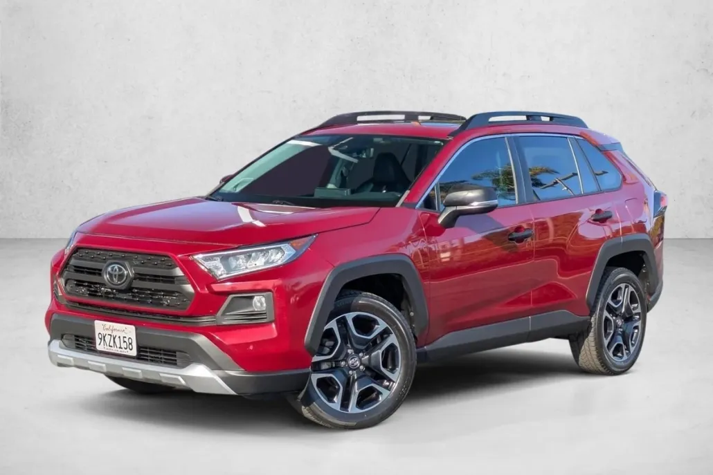2019 Toyota RAV4 Adventure photo 1
