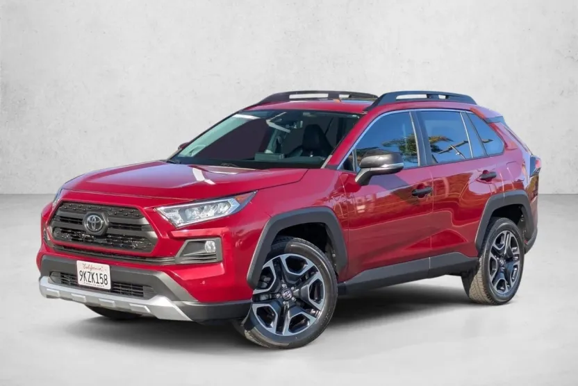 2019 Toyota RAV4 Adventure photo 1