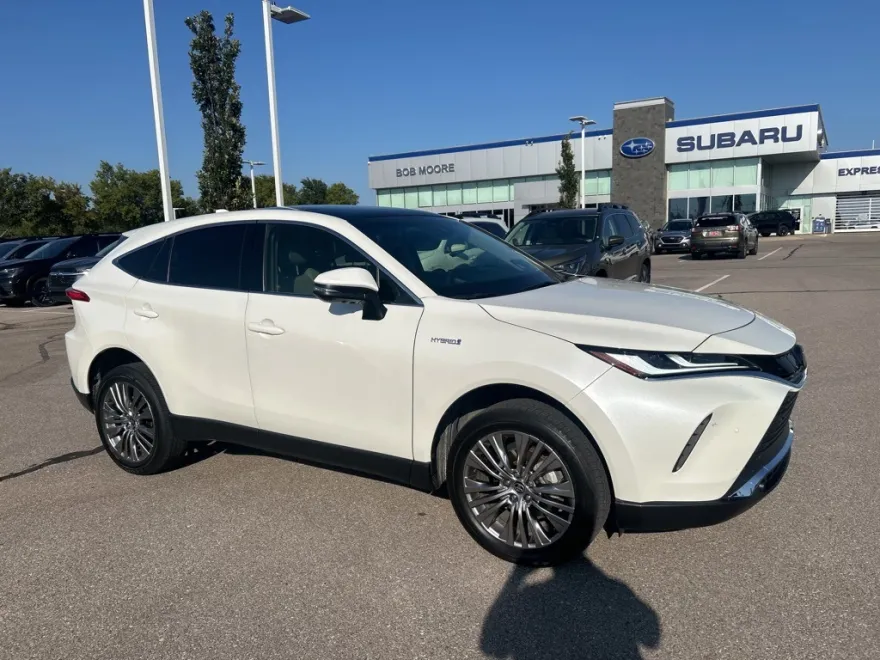 2021 Toyota Venza Limited photo 1
